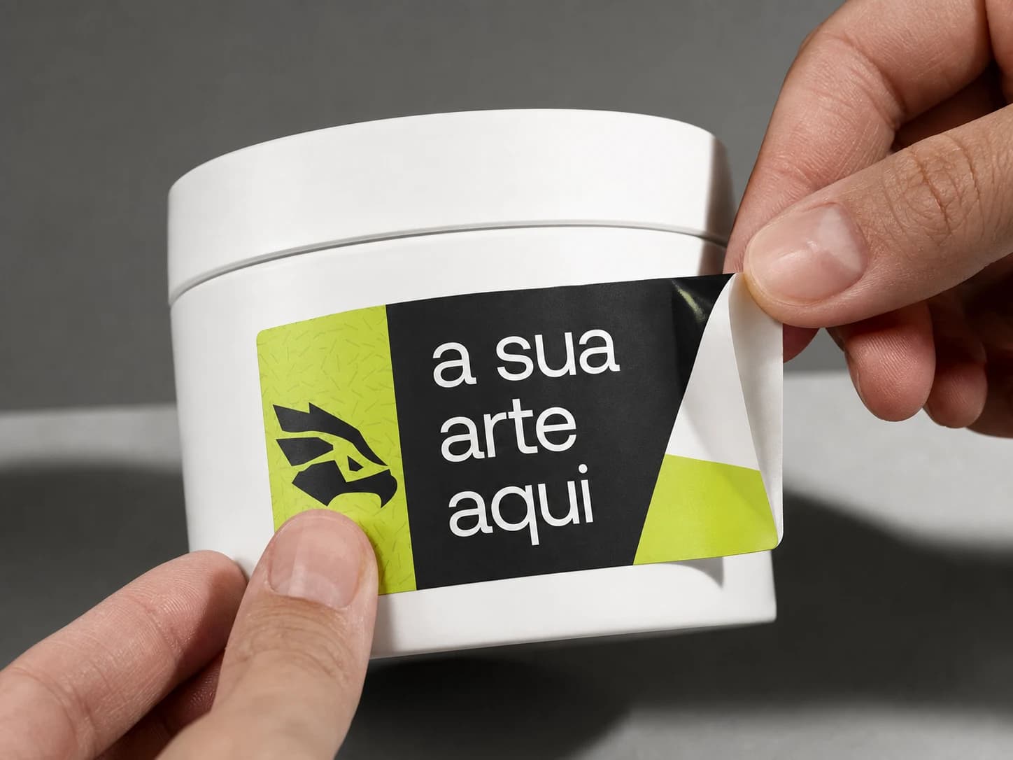Etiqueta adesiva produzida pela Aplic Gráfica